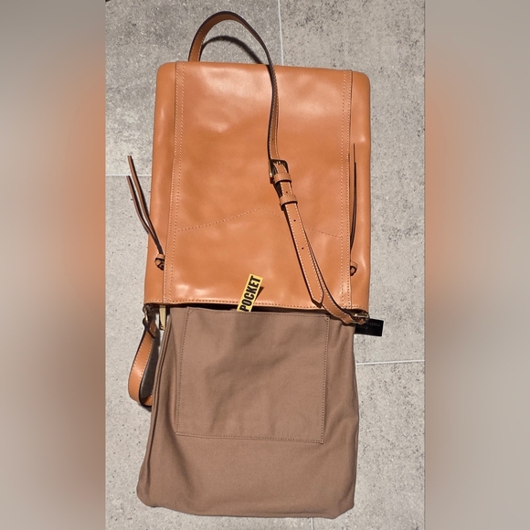 G.I.L.I. Leather Double Zip Flat Crossbody Terra - Picture 14 of 17